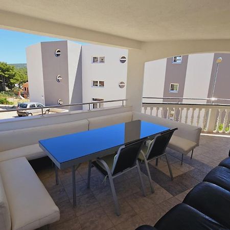 Apartment House Berry Primošten Екстериор снимка