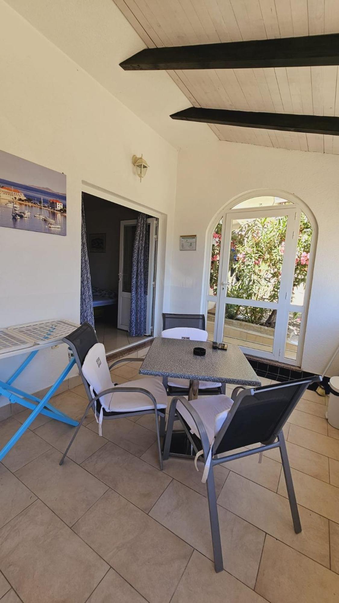 Apartment House Berry Primošten Екстериор снимка