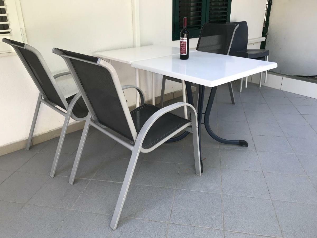 Apartment House Berry Primošten Екстериор снимка