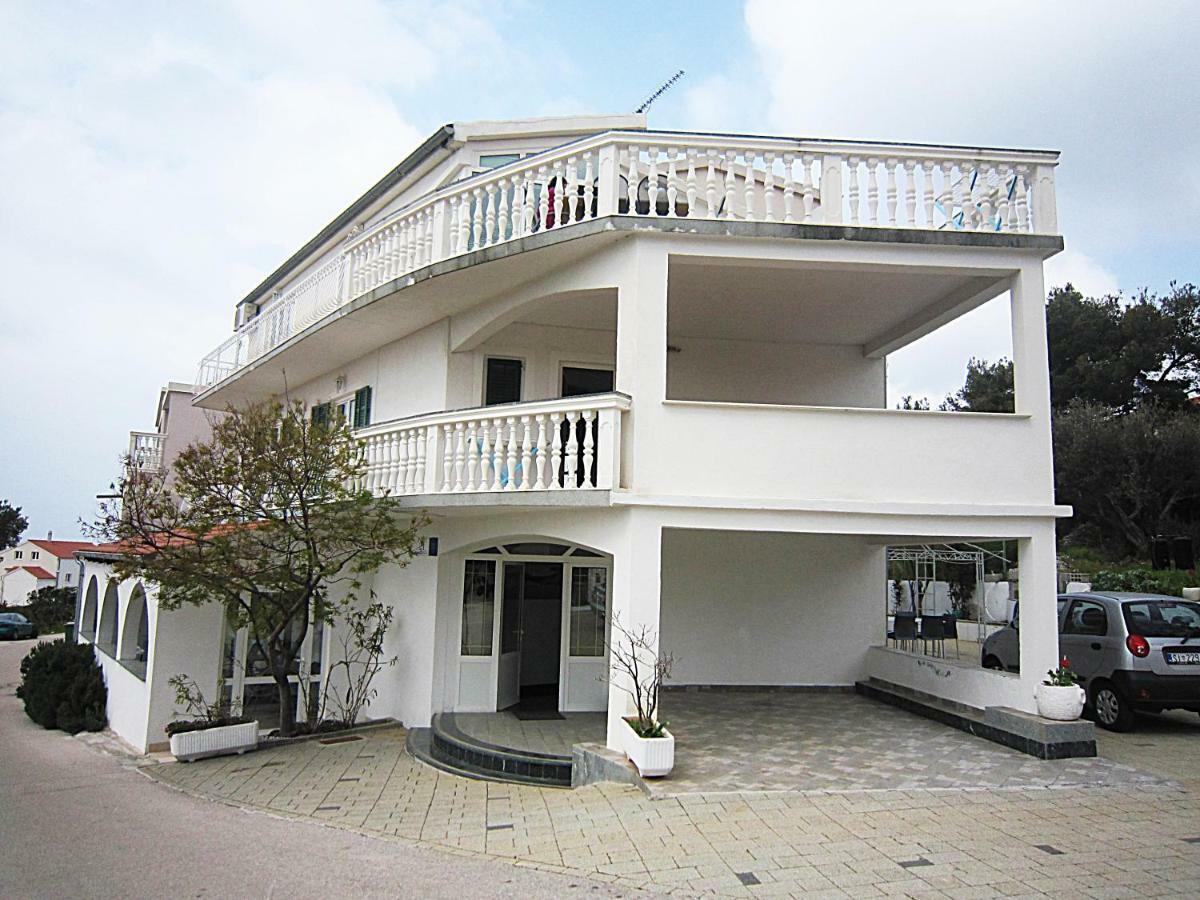 Apartment House Berry Primošten Екстериор снимка