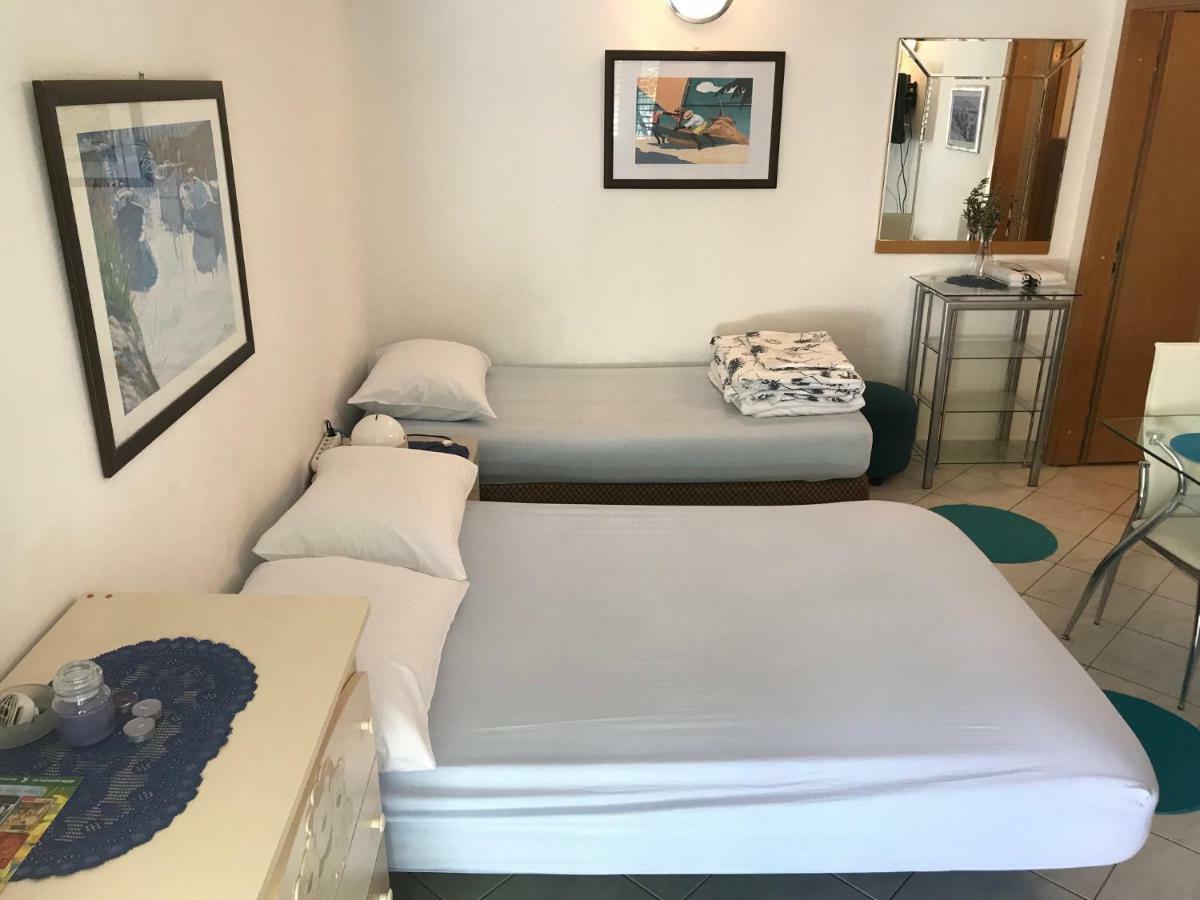 Apartment House Berry Primošten Екстериор снимка