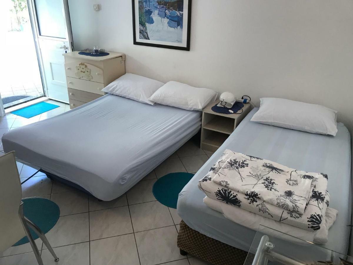 Apartment House Berry Primošten Екстериор снимка